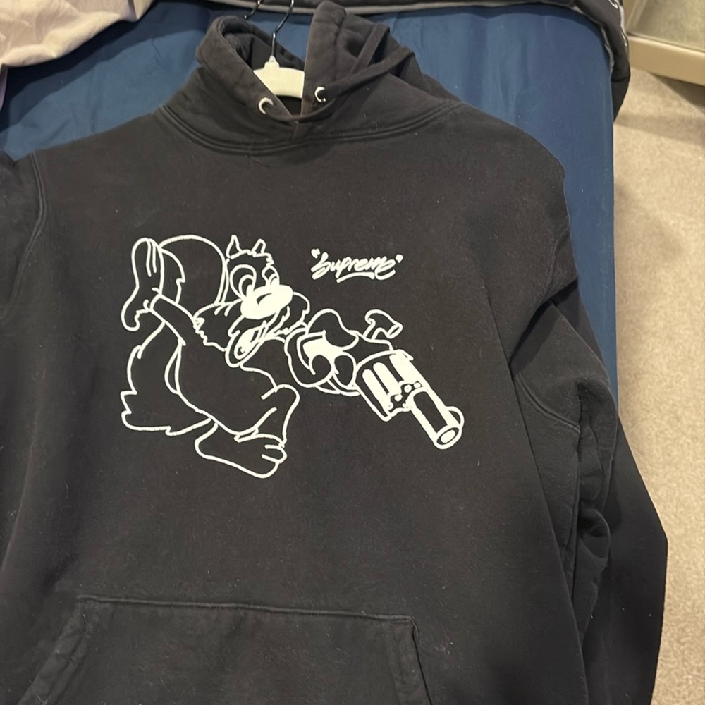 Supreme hoodie